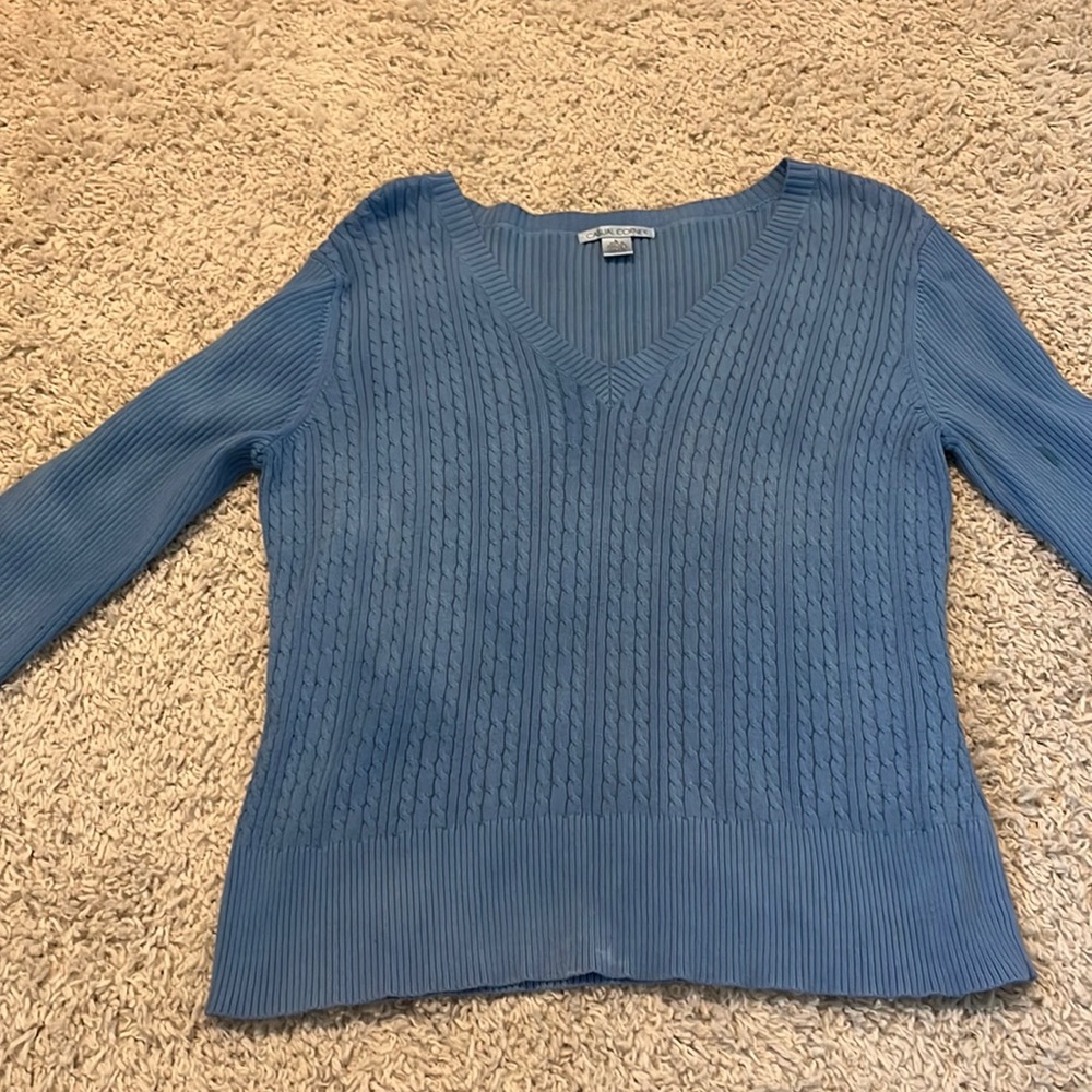 Blue V-neck longsleeve